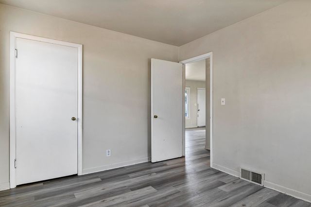 5003 W Hoffman Pl, Spokane, WA 99205