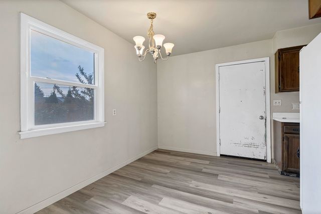 5003 W Hoffman Pl, Spokane, WA 99205