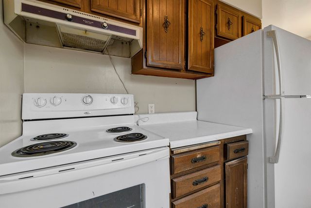 5003 W Hoffman Pl, Spokane, WA 99205