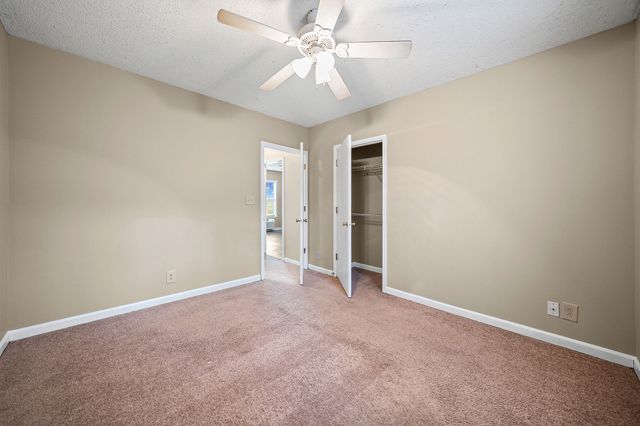 706 Peachers Dr Apt C, Clarksville, TN 37042