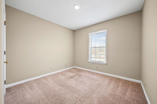 706 Peachers Dr Apt C, Clarksville, TN 37042