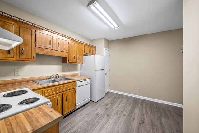 706 Peachers Dr Apt C, Clarksville, TN 37042