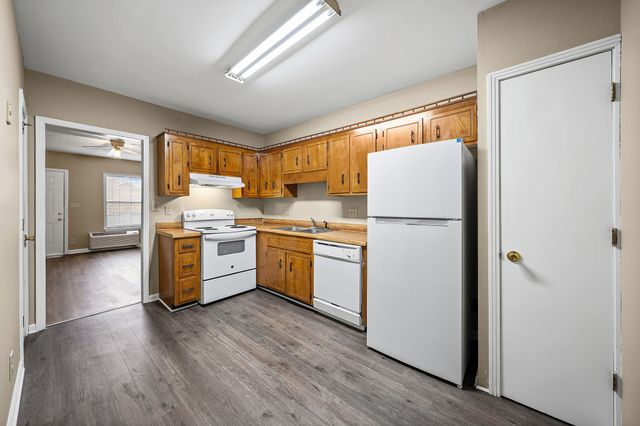 706 Peachers Dr Apt C, Clarksville, TN 37042