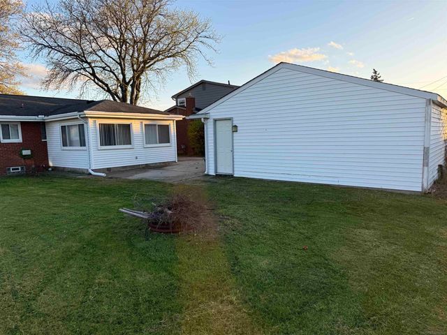 11641 Brougham Drive, Sterling Heights, MI 48312
