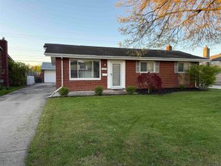 11641 Brougham Drive, Sterling Heights, MI 48312