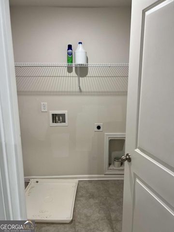 5301 Glade Park Drive, Lilburn, GA 30047