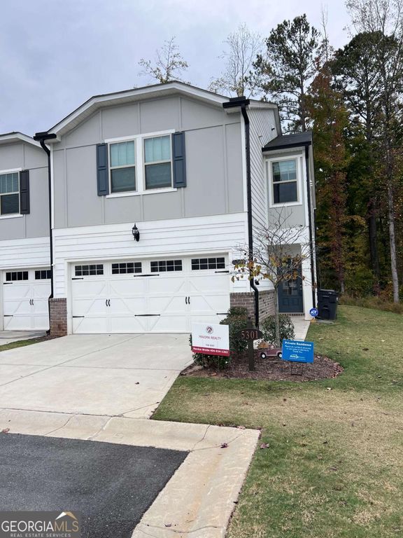 5301 Glade Park Drive, Lilburn, GA 30047