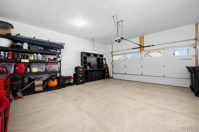 725 Conner Circle, Fairview Heights, IL 62208