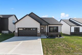 725 Conner Circle, Fairview Heights, IL 62208