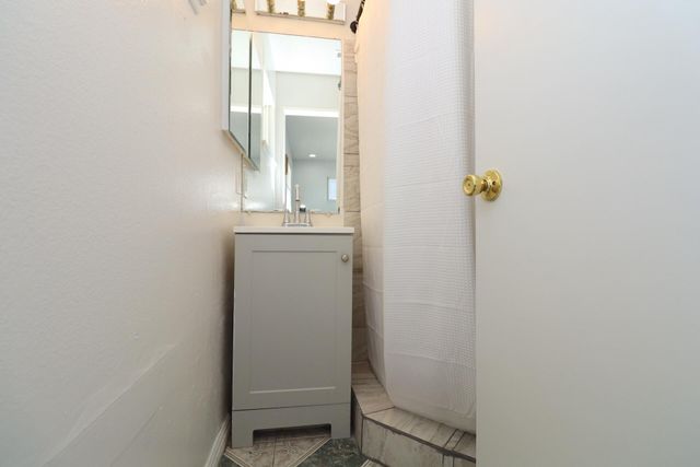 37334 E 55th Street, Palmdale, CA 93552