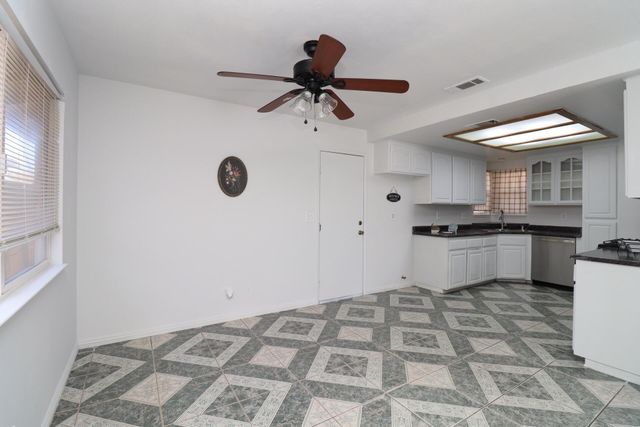 37334 E 55th Street, Palmdale, CA 93552