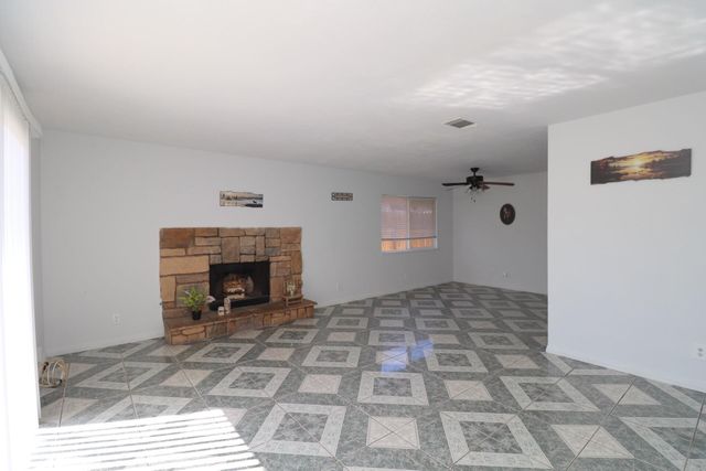 37334 E 55th Street, Palmdale, CA 93552