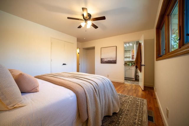 4220 Elva Way, Sacramento, CA 95821