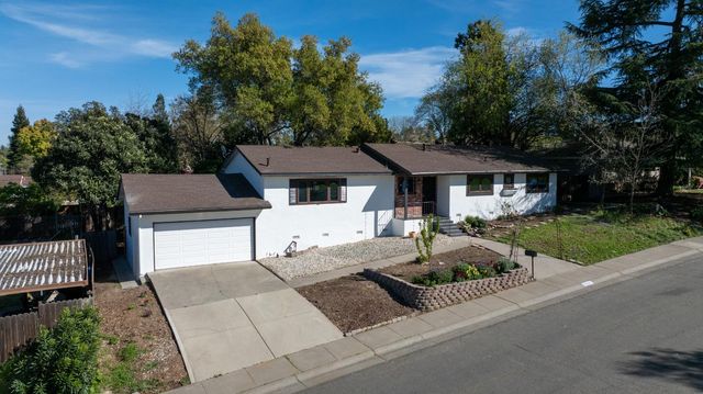 4220 Elva Way, Sacramento, CA 95821