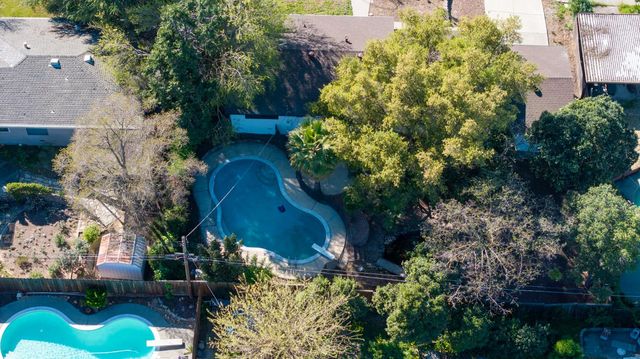 4220 Elva Way, Sacramento, CA 95821