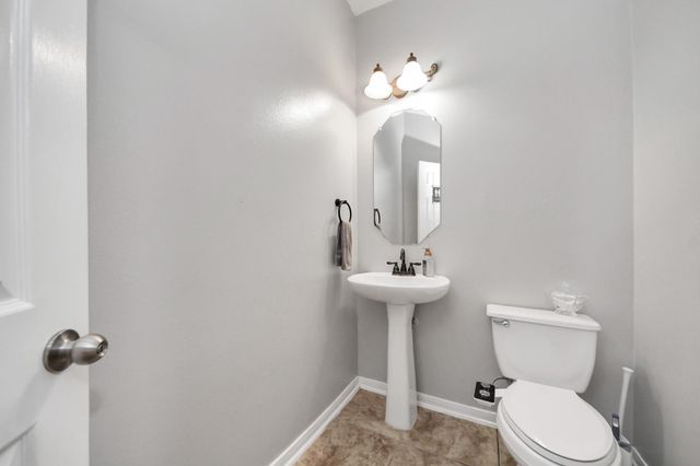 1917 Oak Shire Drive, Pearland, TX 77581