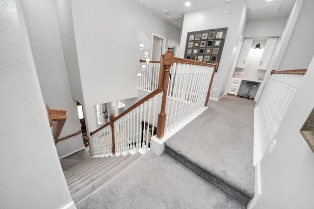 1917 Oak Shire Drive, Pearland, TX 77581