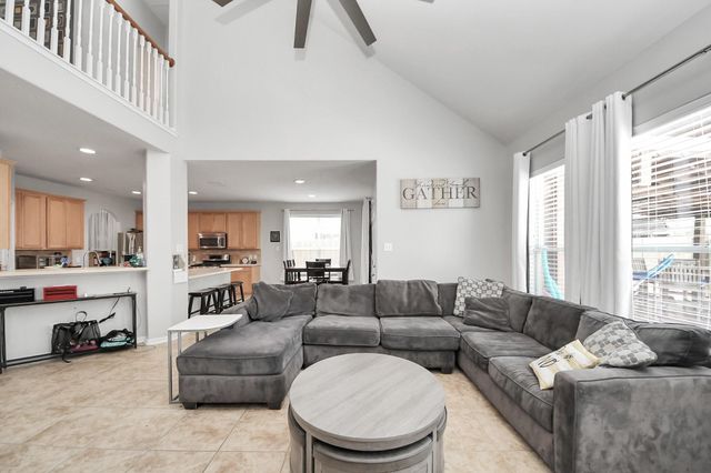 1917 Oak Shire Drive, Pearland, TX 77581