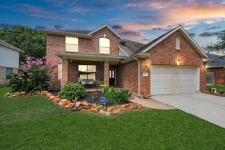 1917 Oak Shire Drive, Pearland, TX 77581