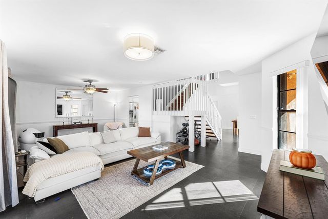 19931 Villa Lante Place, Boca Raton, FL 33434