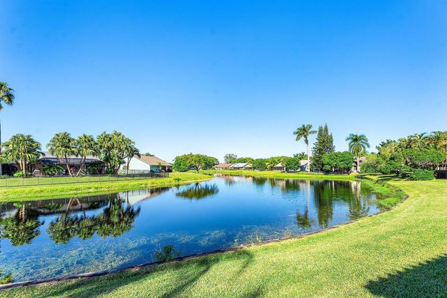19931 Villa Lante Place, Boca Raton, FL 33434