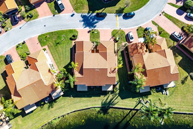 19931 Villa Lante Place, Boca Raton, FL 33434