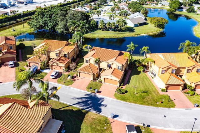19931 Villa Lante Place, Boca Raton, FL 33434