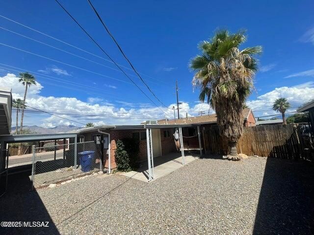1155 N Santa Rosa Avenue, Tucson, AZ 85712