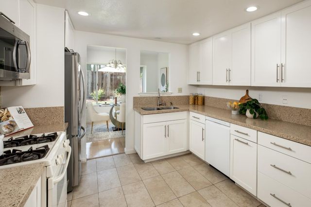 2775 Barrington Terrace, Fremont, CA 94536