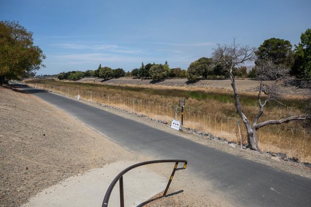 2775 Barrington Terrace, Fremont, CA 94536