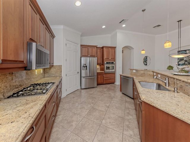 113 BELLA VISTA TERRACE 4D, Nokomis, FL 34275