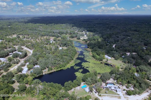 133 OAK Circle, Interlachen, FL 32148