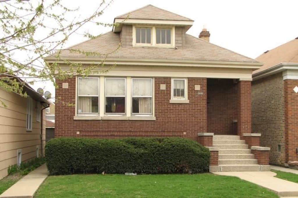 5815 W School Street, Chicago, IL 60634