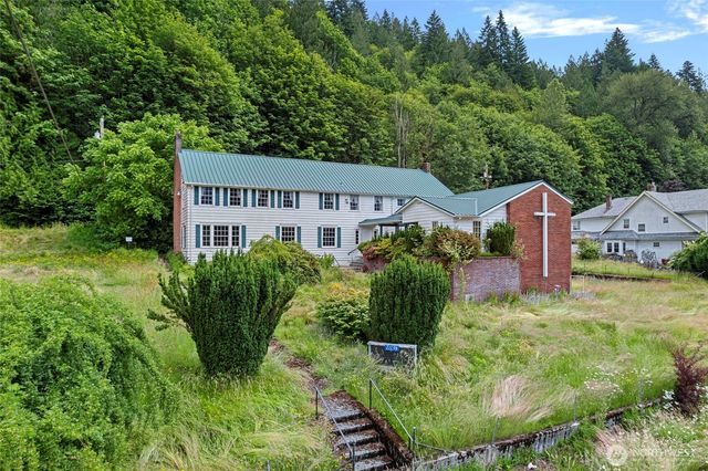 46372 E Main Street, Concrete, WA 98237