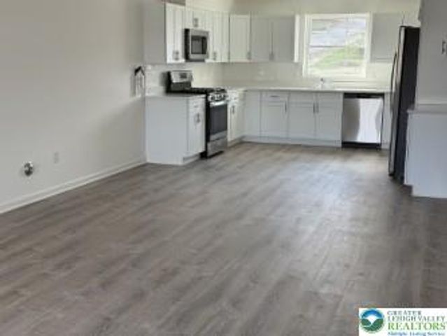 425 West Lincoln, Easton, PA 18042