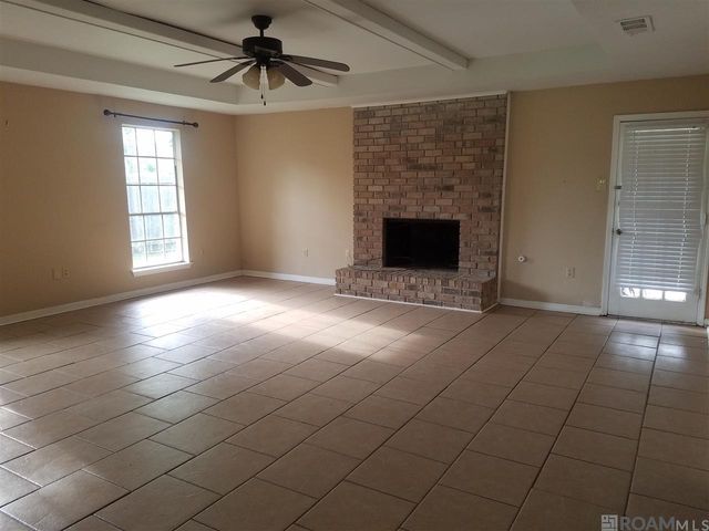37060 John St, Geismar, LA 70734
