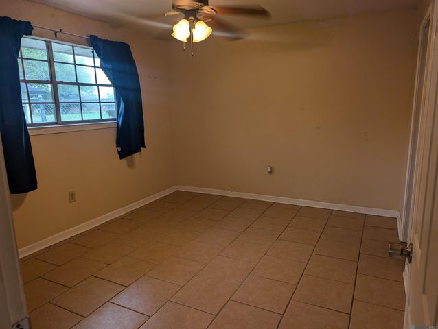 37060 John St, Geismar, LA 70734