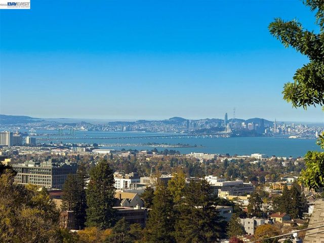 1594 Le Roy Ave, Berkeley, CA 94708