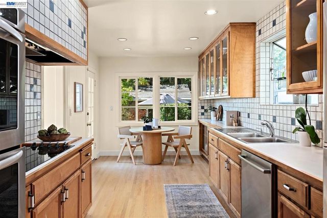 1594 Le Roy Ave, Berkeley, CA 94708
