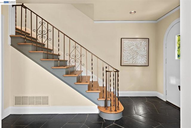 1594 Le Roy Ave, Berkeley, CA 94708