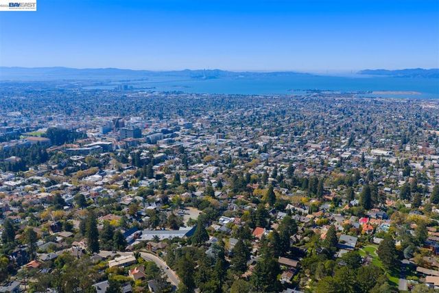 1594 Le Roy Ave, Berkeley, CA 94708