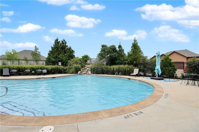 17404 Parkhill Street, Overland Park, KS 66221