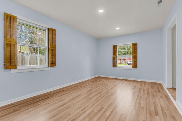 120 Robin Street, Summerville, SC 29485