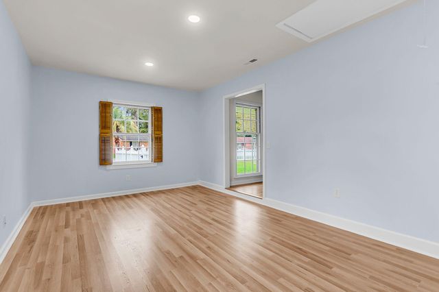 120 Robin Street, Summerville, SC 29485