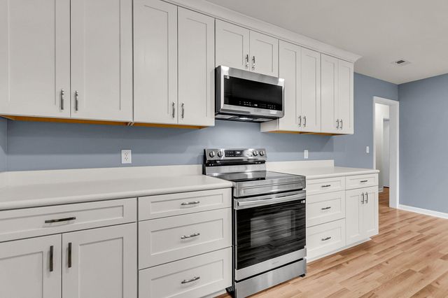 120 Robin Street, Summerville, SC 29485