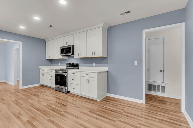 120 Robin Street, Summerville, SC 29485