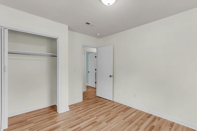 120 Robin Street, Summerville, SC 29485