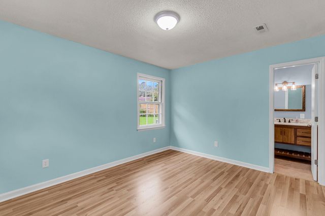 120 Robin Street, Summerville, SC 29485