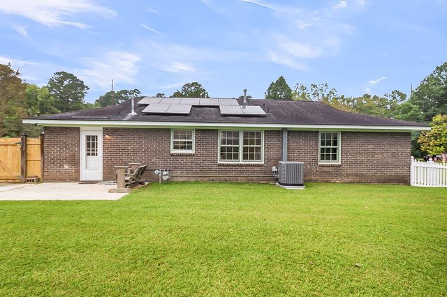 120 Robin Street, Summerville, SC 29485