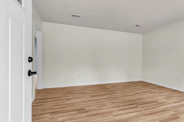 120 Robin Street, Summerville, SC 29485